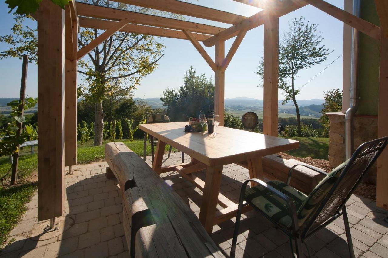Ferienhaeuser Im Weingarten Fehring Exterior foto