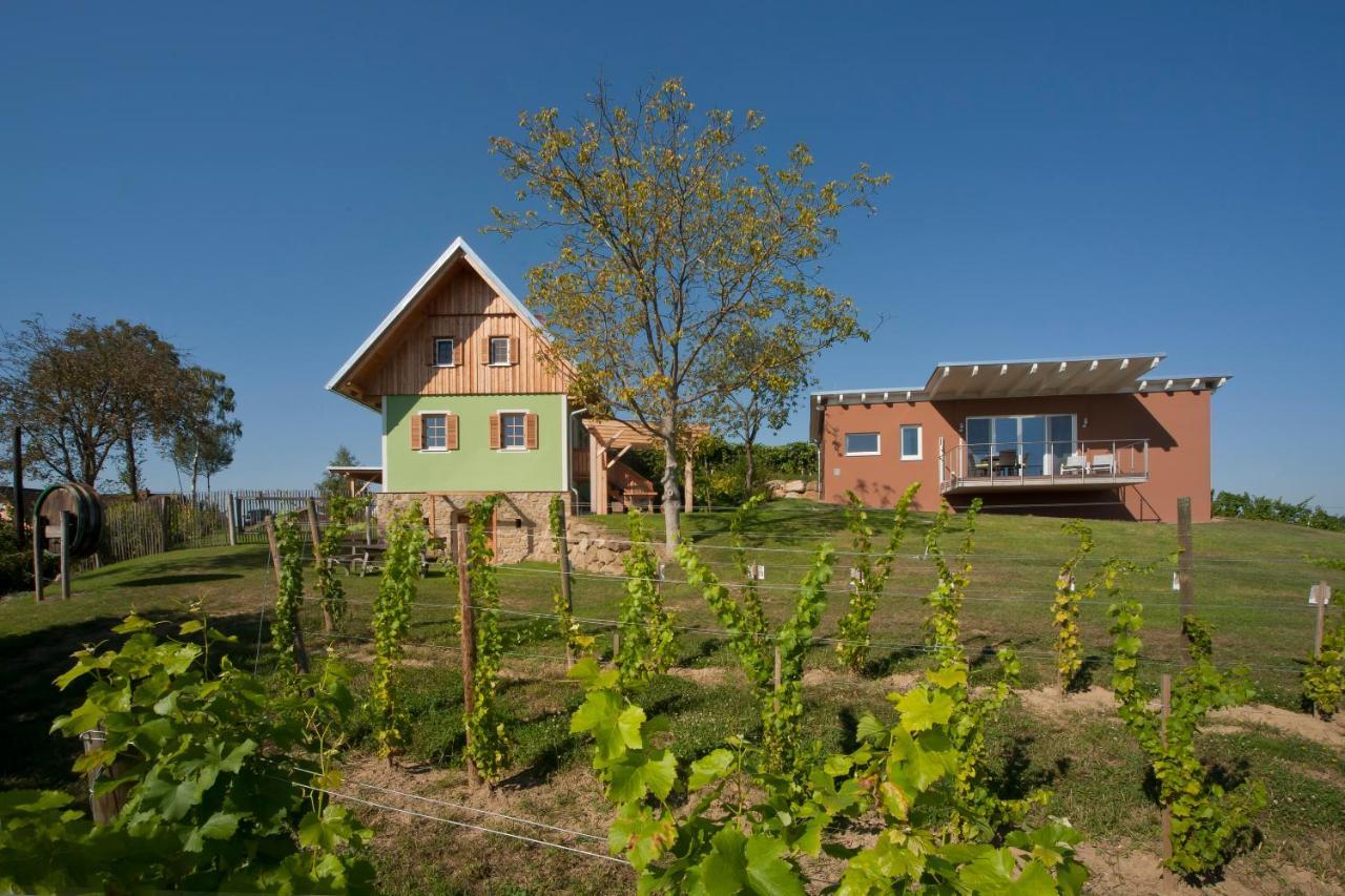 Ferienhaeuser Im Weingarten Fehring Exterior foto