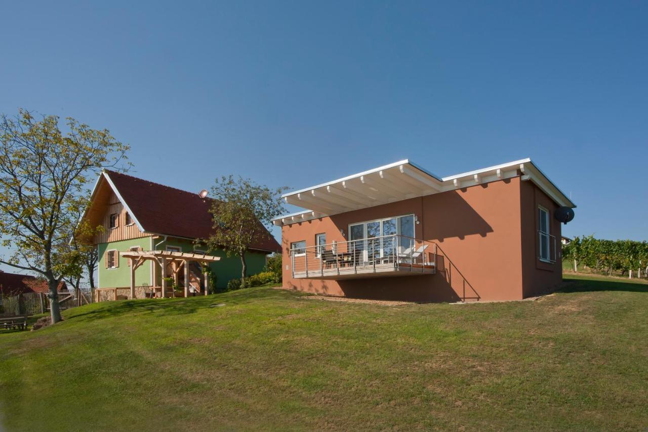 Ferienhaeuser Im Weingarten Fehring Exterior foto
